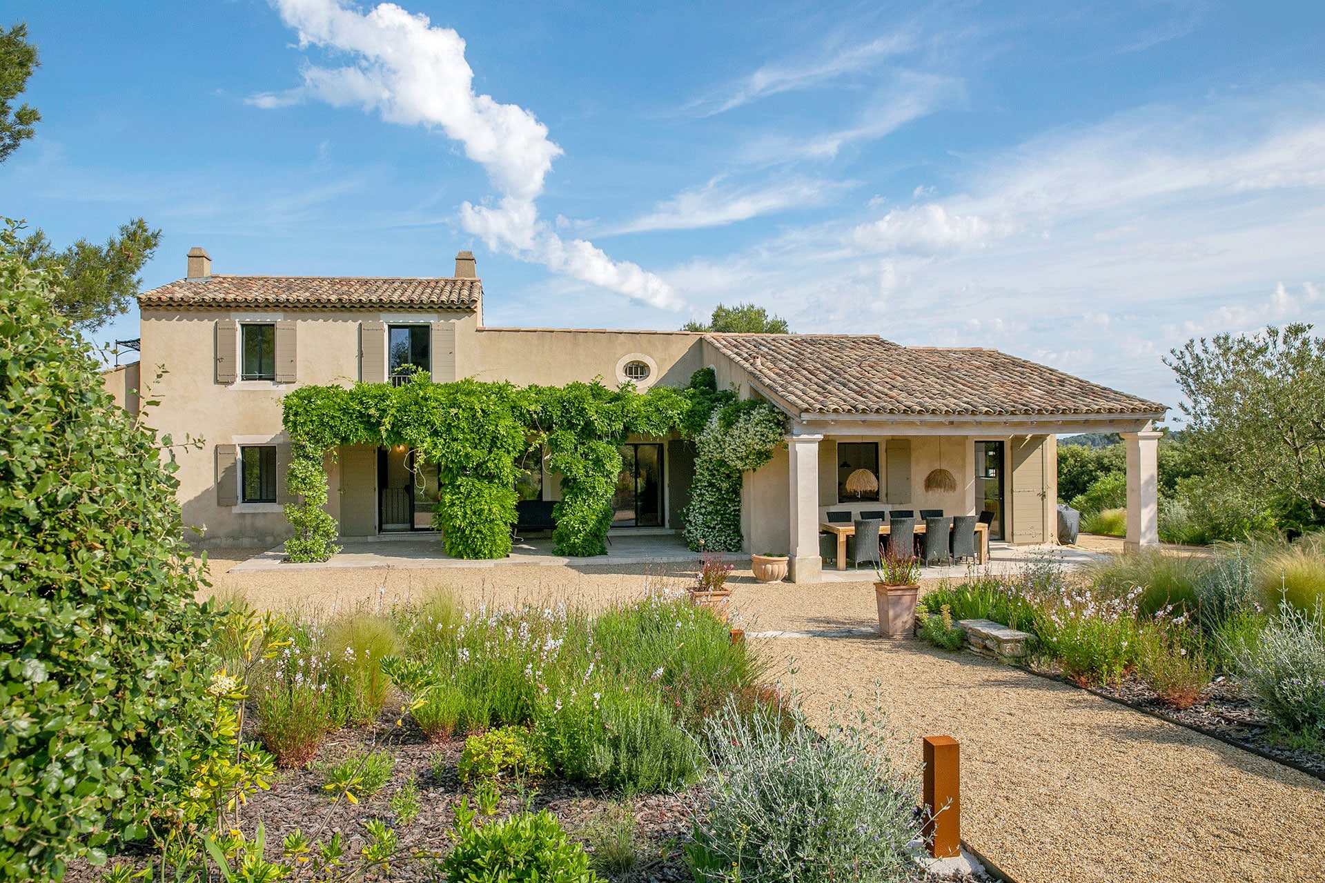 villa location alpilles luxe