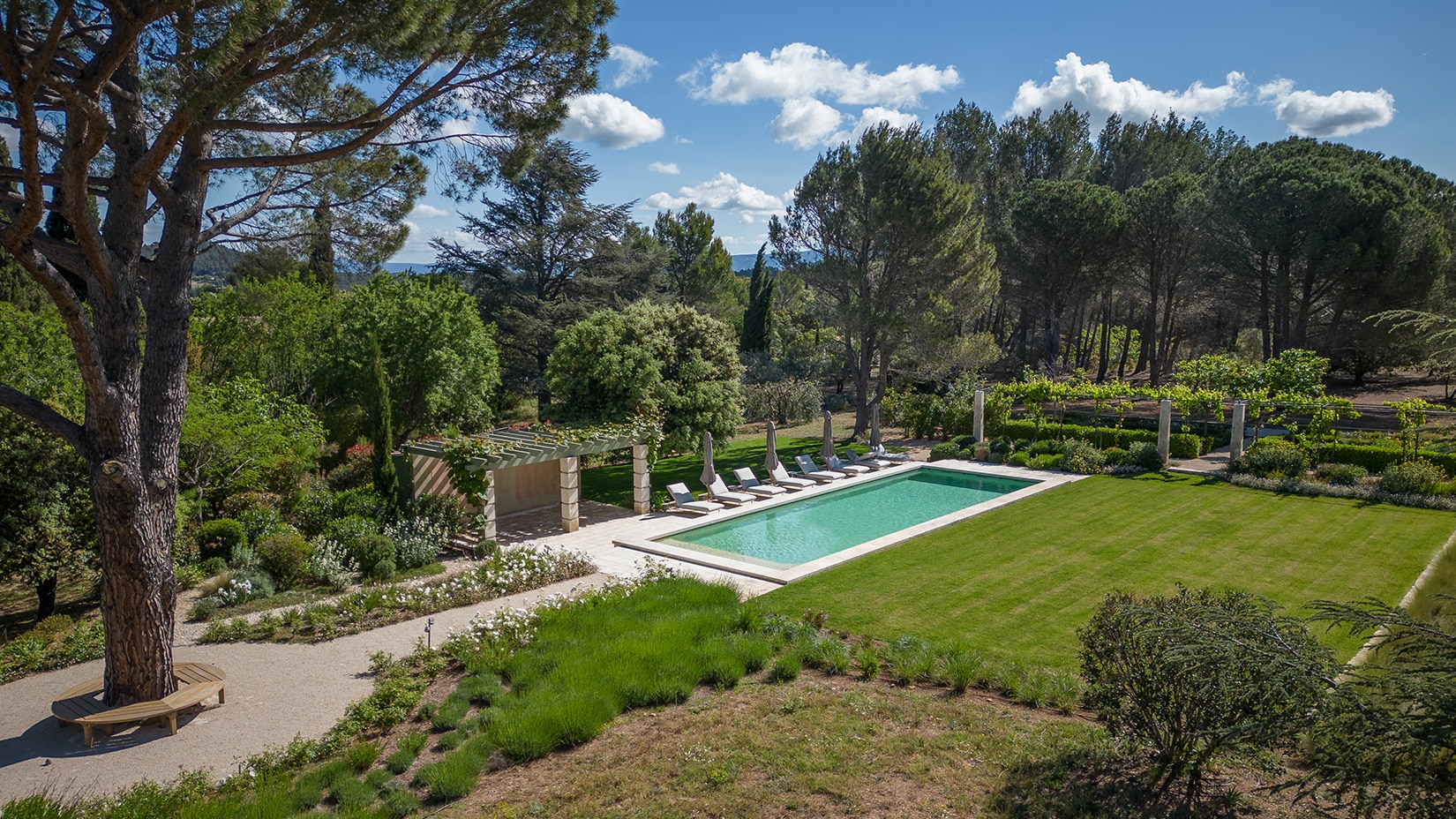 rent luxury provence alpilles