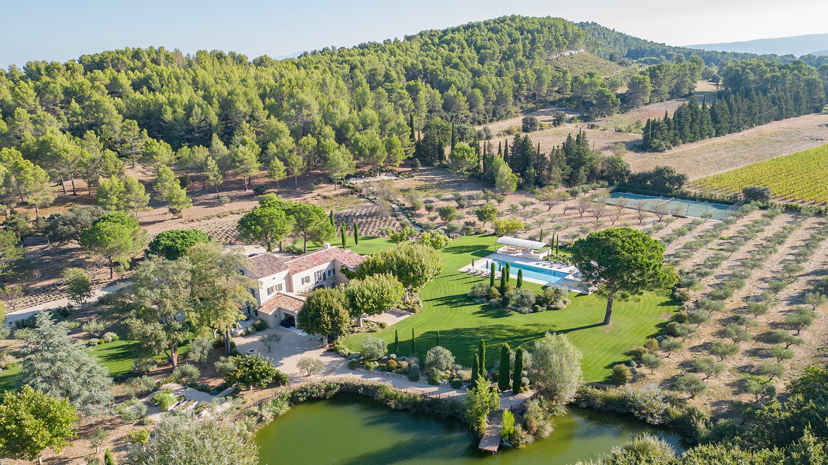 rent luxury provence alpilles