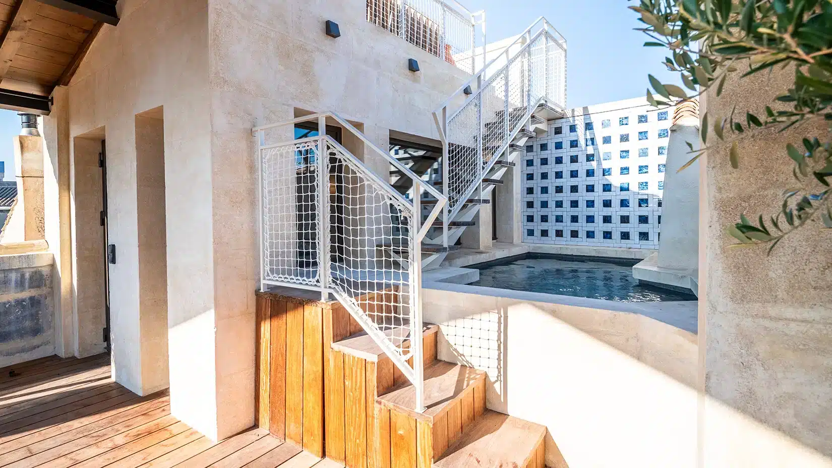 Villa_49_Gde02 rent luxury provence alpilles