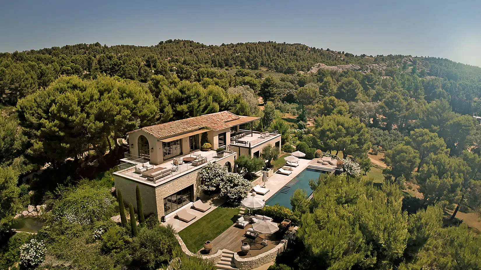 Rent luxury villa alpilles