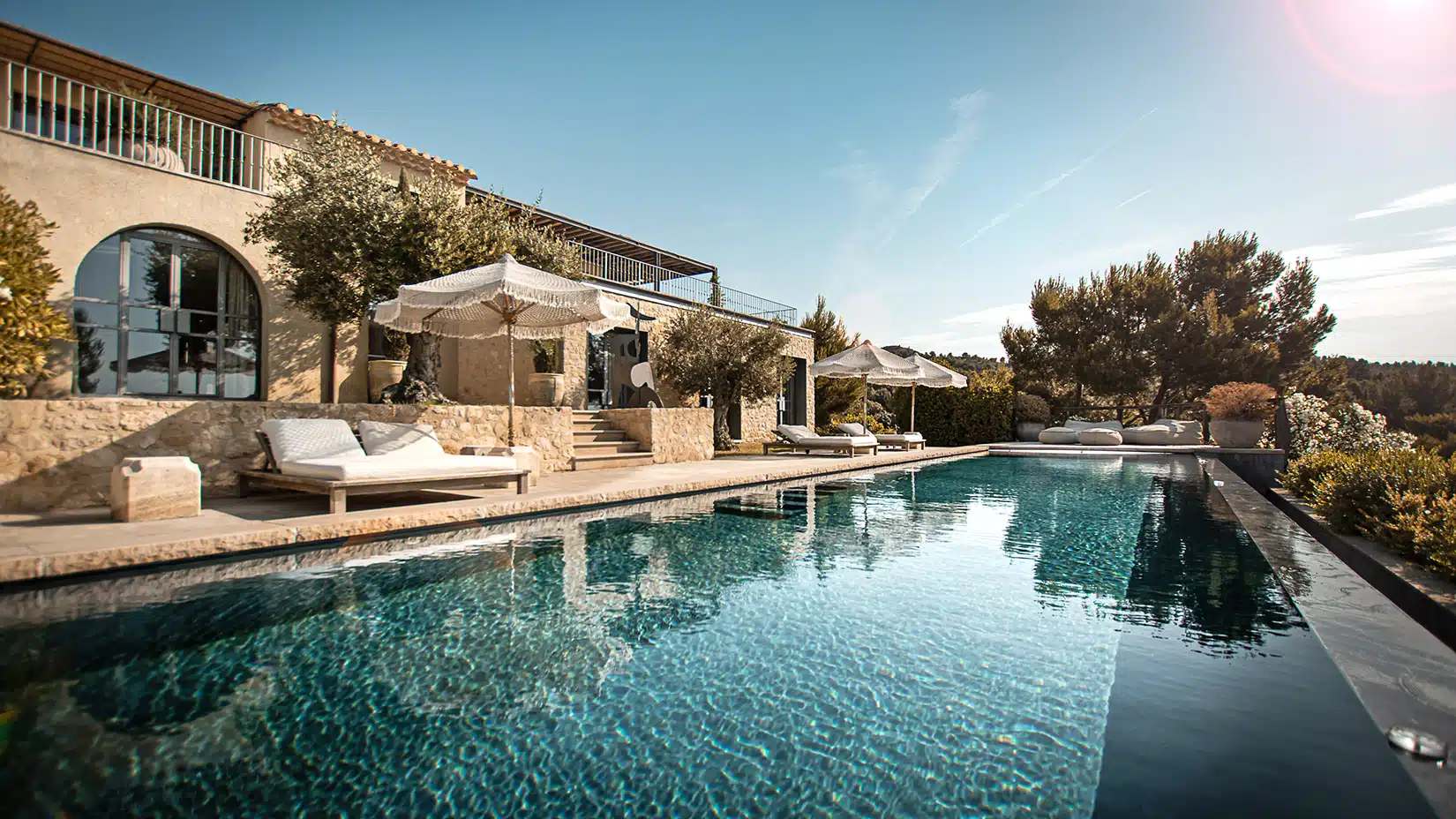 Rent luxury villa alpilles